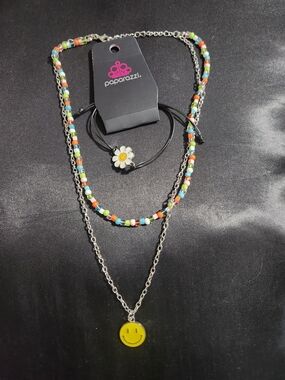 Paparazzi Double Layered Necklace And Daisy Charm Bracelet Set